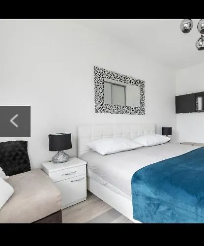 Mary Apartment