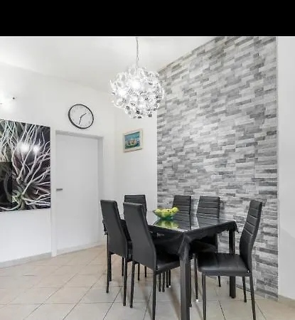 Mary Apartment *
